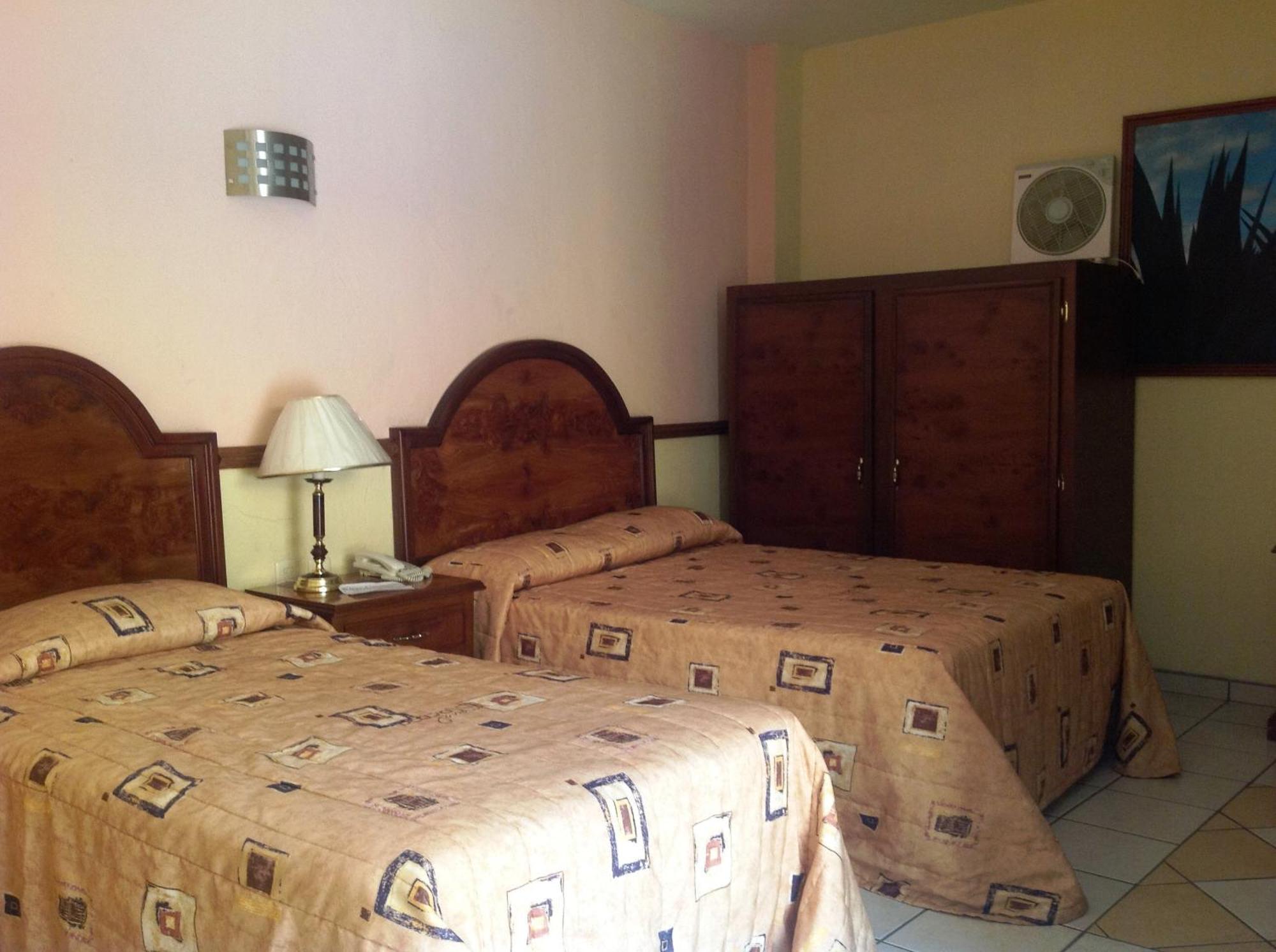 Plaza Jardin Otel Tequila Dış mekan fotoğraf